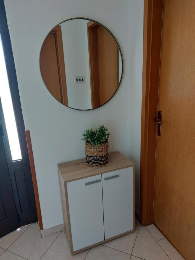 Apartmani Ana Cres Cameră foto